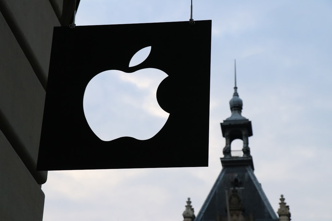 8 Hidden Features of Apple's Vision Pro You Need to Know | By readwithstars.com